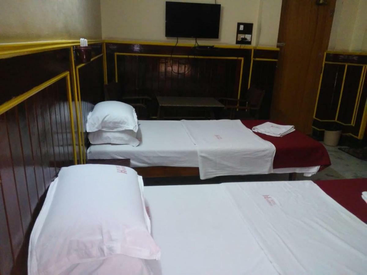 Sarmani Hotels Pvt. Ltd Ченнаи Экстерьер фото